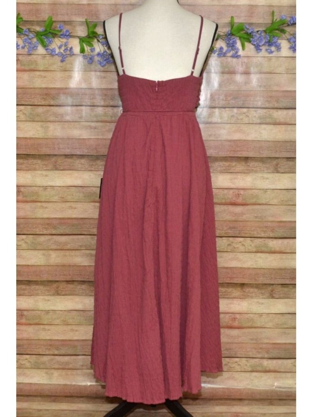 NWT Lulus Cue the Cuteness Mauve Twist-Front Midi Dress Size M Crinkle Texture - Picture 7 of 13